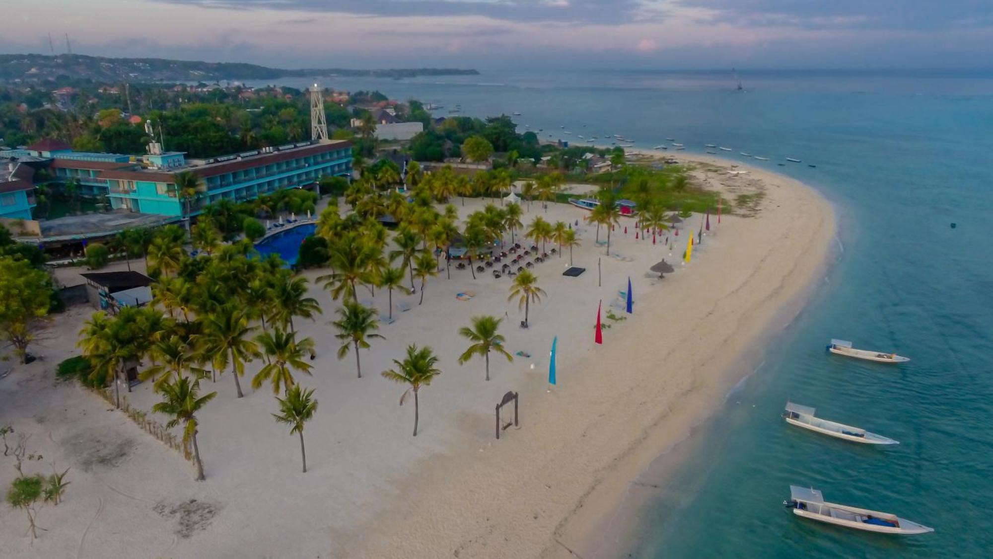 Mahagiri Resort Nusa Lembongan Buitenkant foto